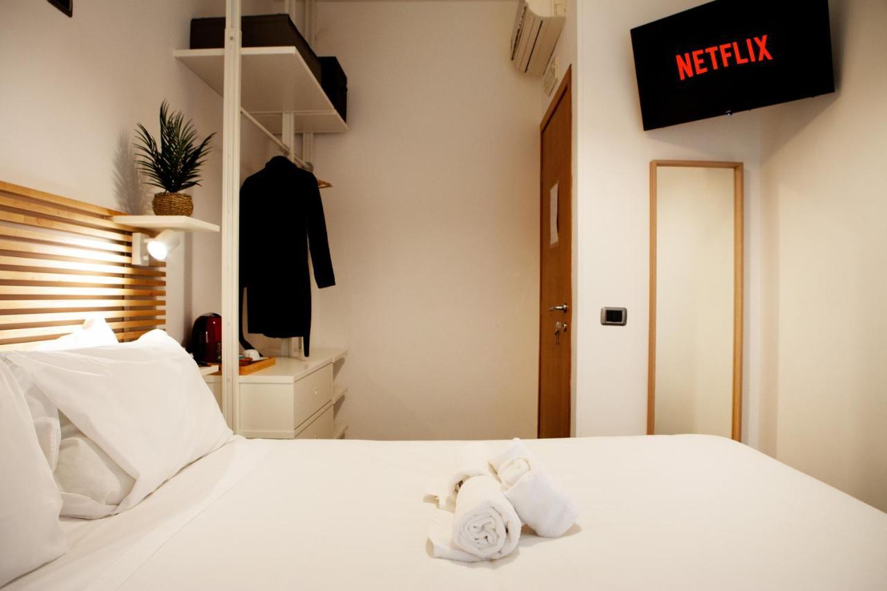 Reale House Rooms Rzym Zewnętrze zdjęcie