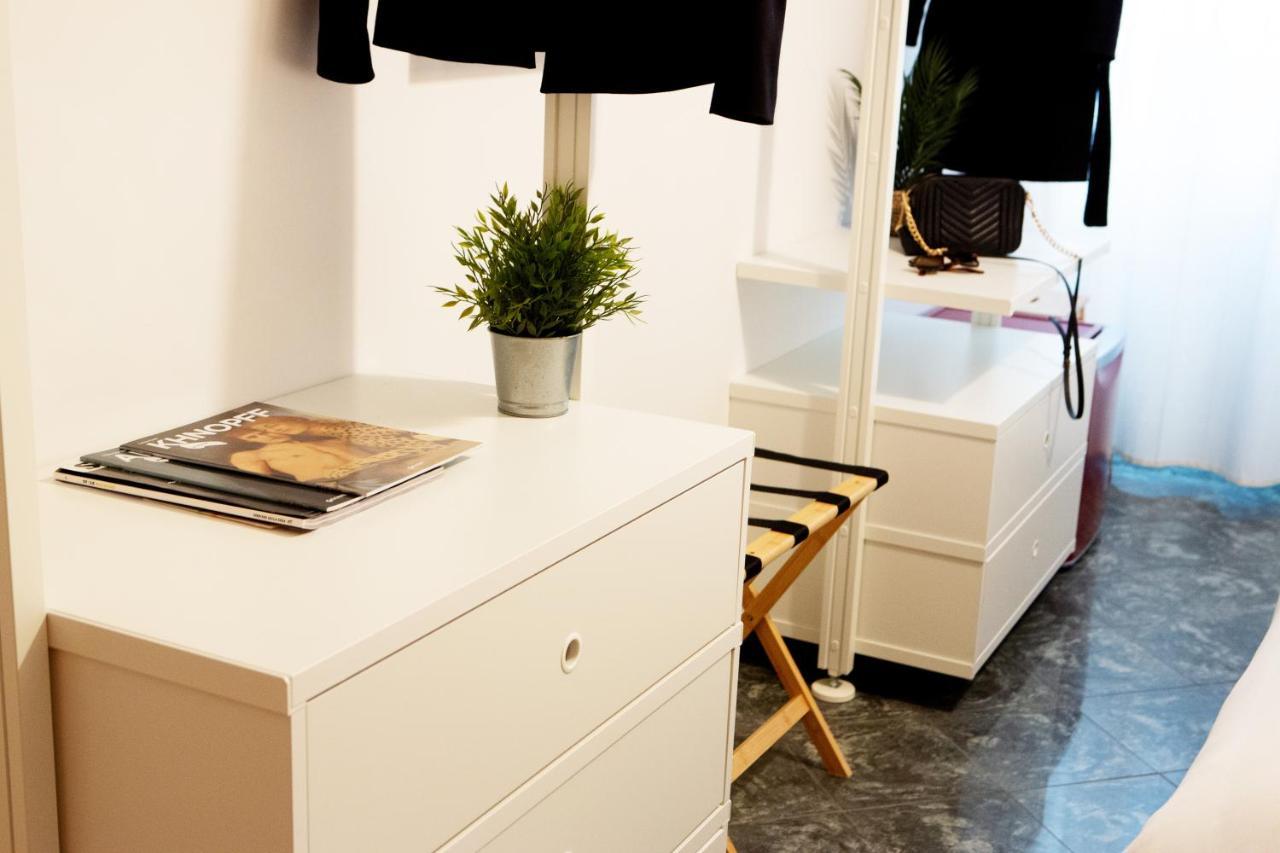 Reale House Rooms Rzym Zewnętrze zdjęcie