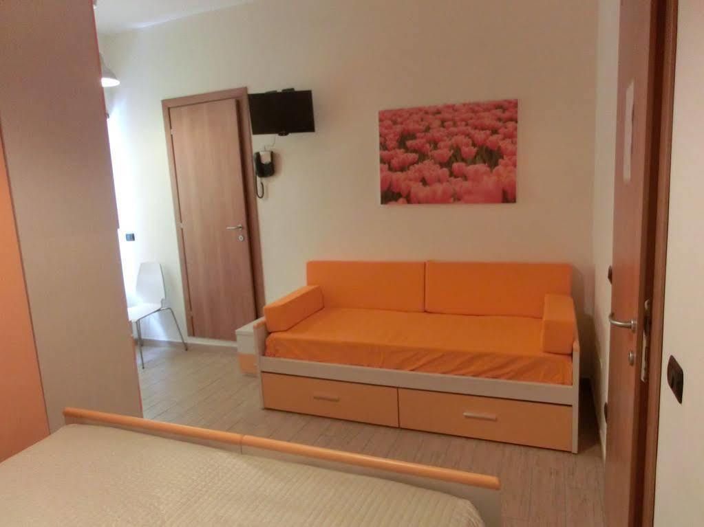 Reale House Rooms Rzym Zewnętrze zdjęcie